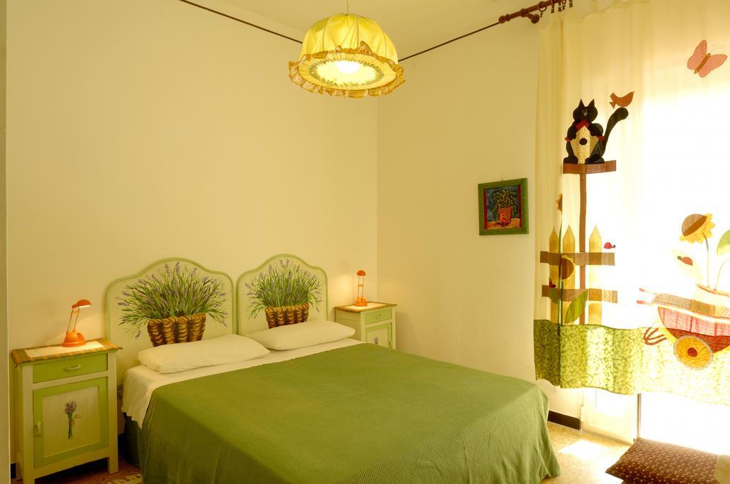 Villa Pina Laigueglia Szoba fotó